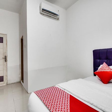 OYO 90897 Hotel Sepupu Satria Pekanbaru Exteriér fotografie