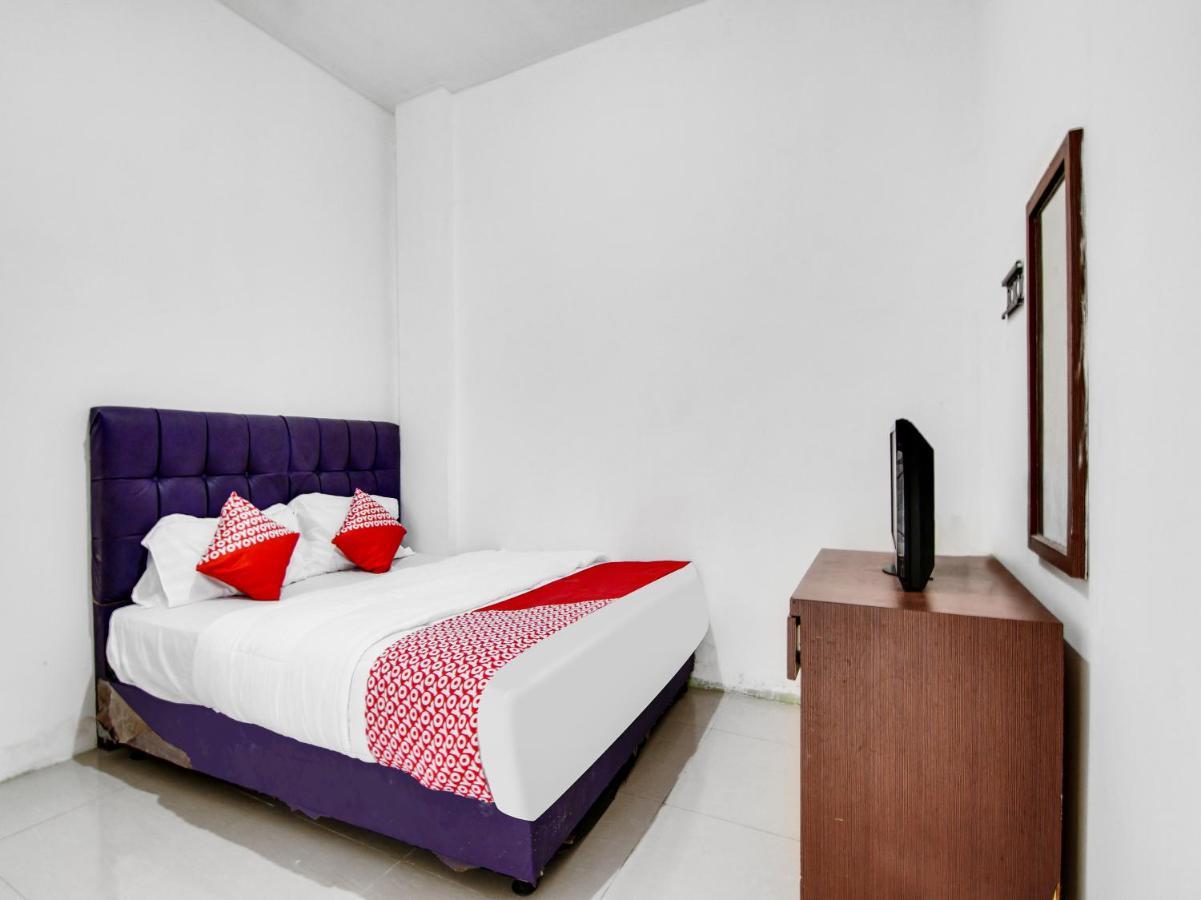 OYO 90897 Hotel Sepupu Satria Pekanbaru Exteriér fotografie