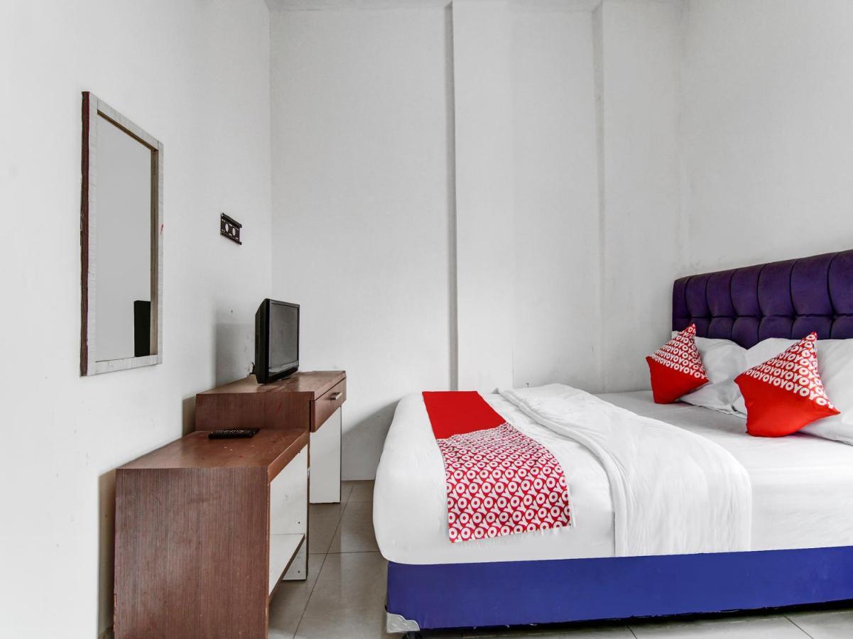 OYO 90897 Hotel Sepupu Satria Pekanbaru Exteriér fotografie